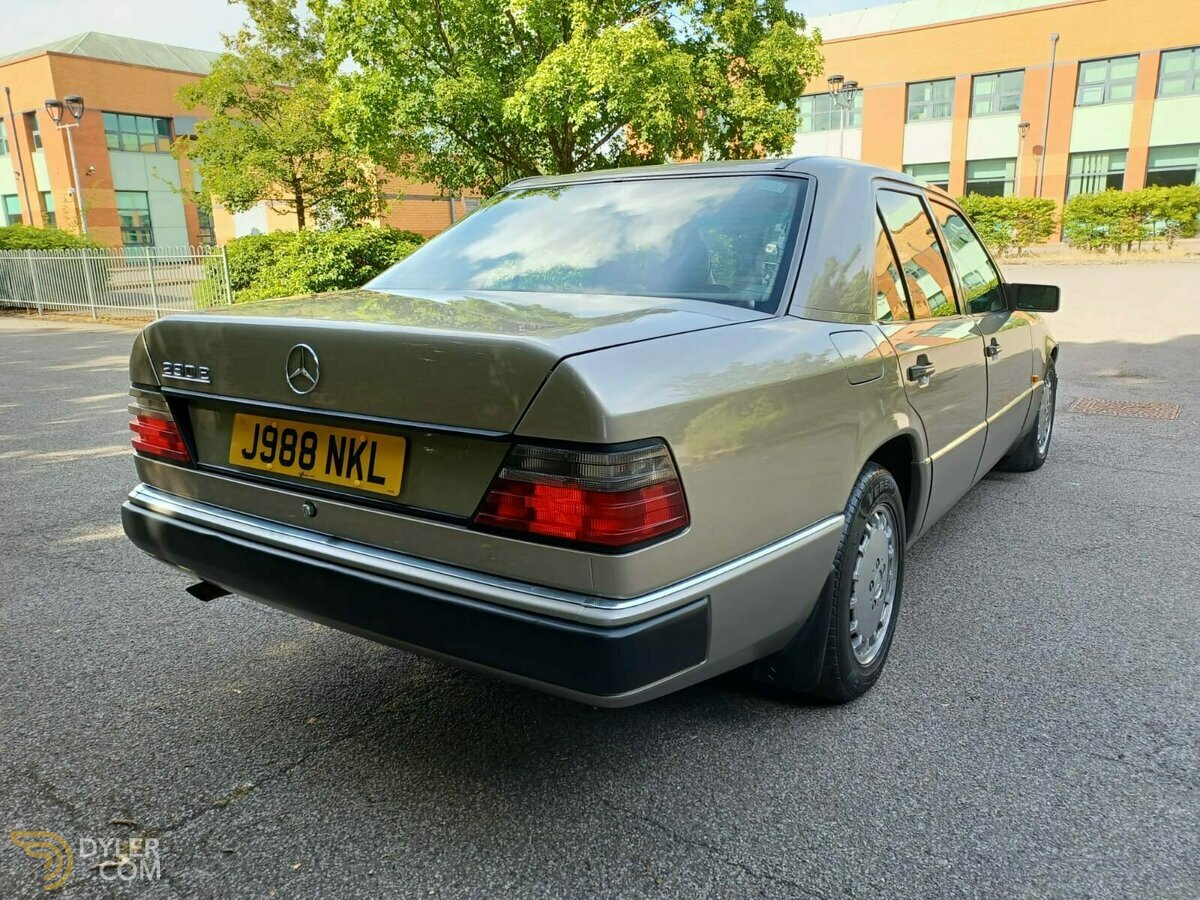 1992 Mercedes-Benz 230 E 4dr Auto W124, foto 9