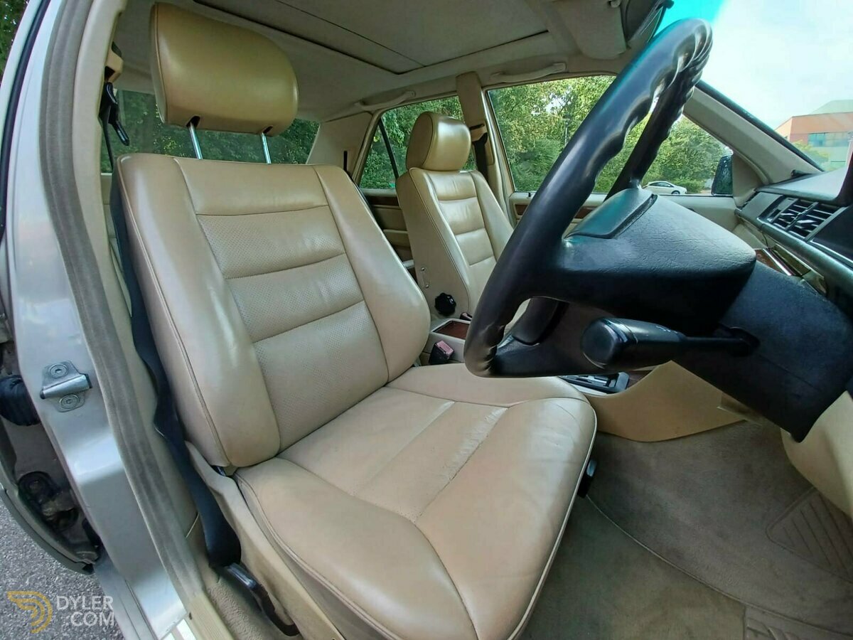 1992 Mercedes-Benz 230 E 4dr Auto W124, foto 11
