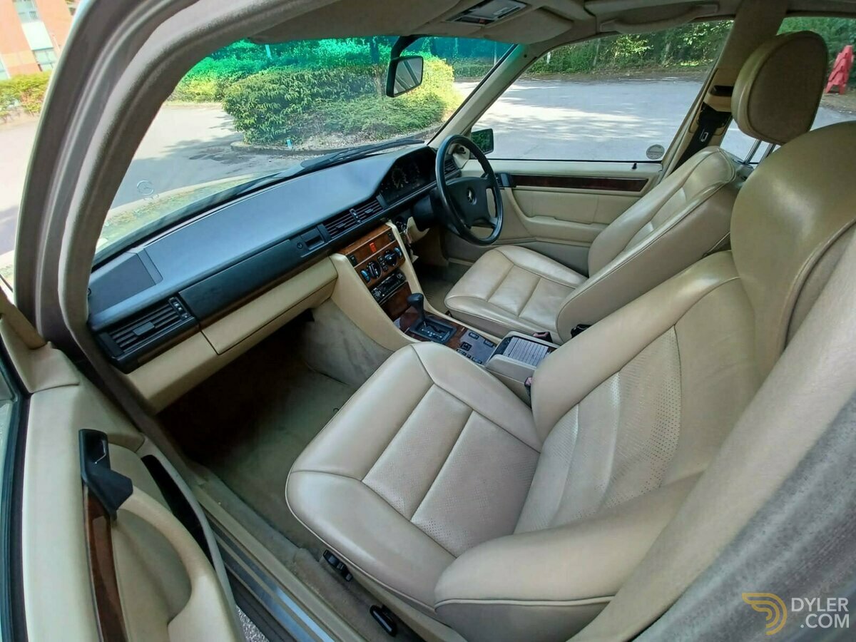1992 Mercedes-Benz 230 E 4dr Auto W124, foto 12
