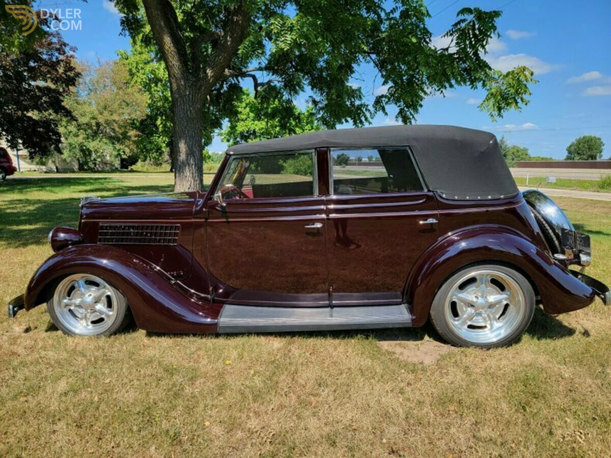 1935 Ford Deluxe Convertible Sedan, foto 4