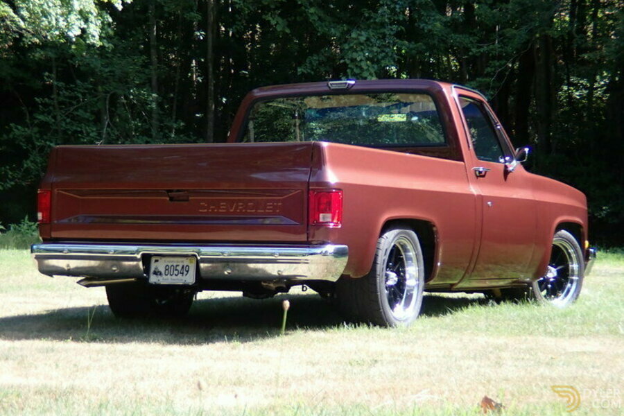 Classic 1984 Chevrolet C10 Short Bed Custom For Sale. Price 38 000 USD