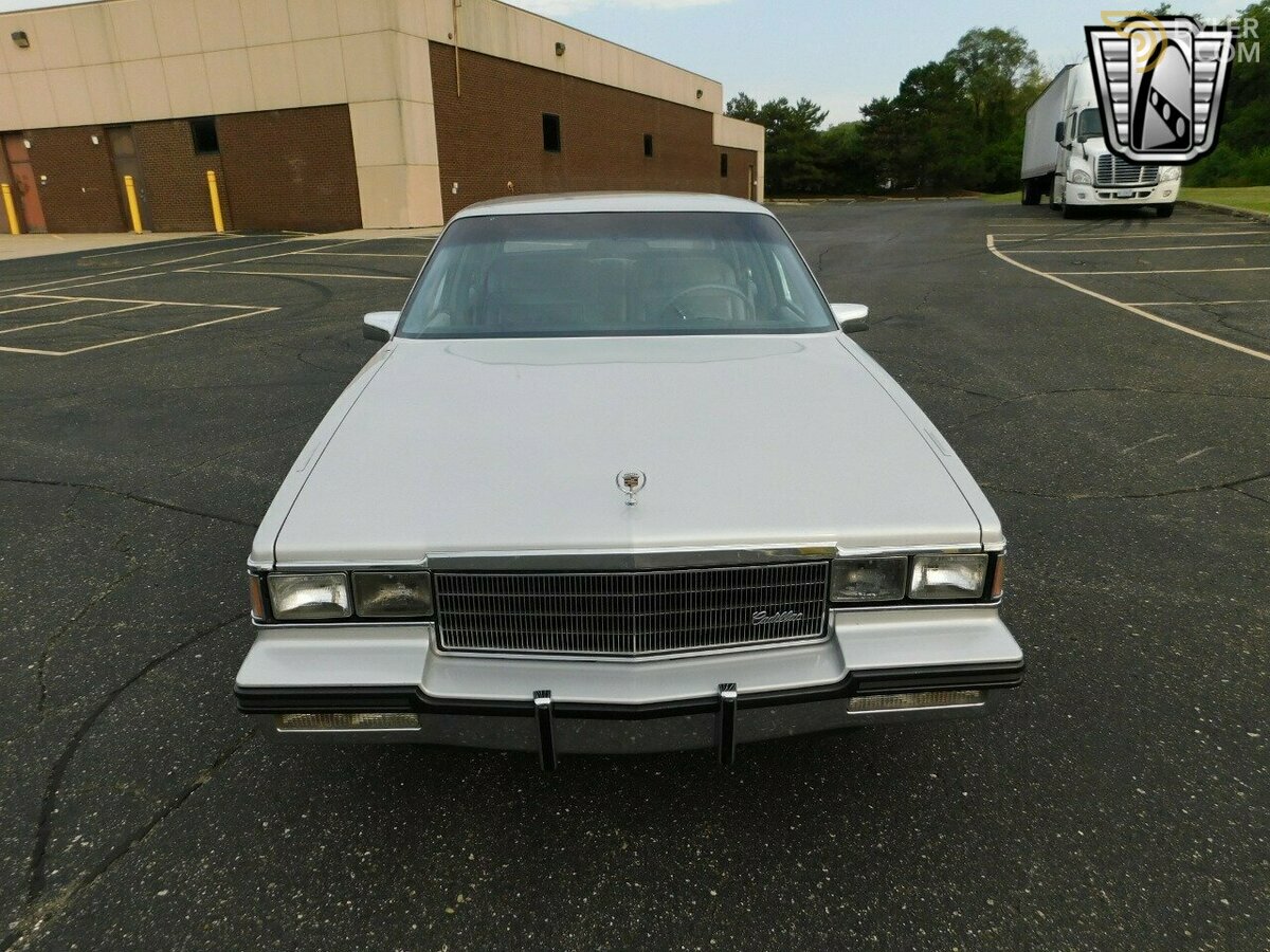 1985 Cadillac Fleetwood, foto 4