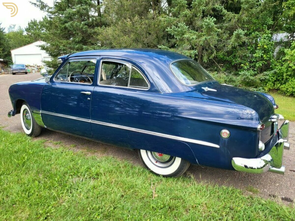 1949 Ford Custom Tudor Sedan, foto 4