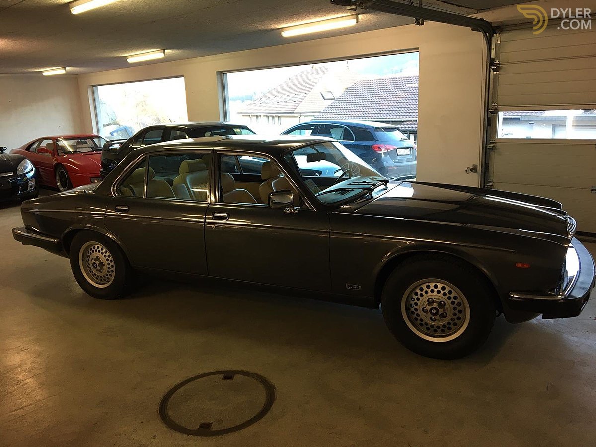 1988 Daimler Double Six, foto 5