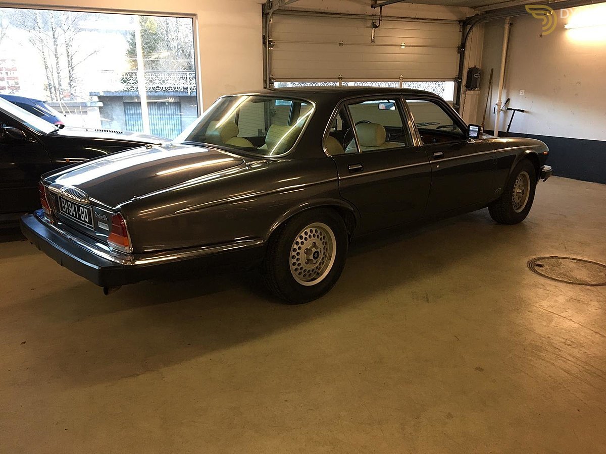 1988 Daimler Double Six, foto 7