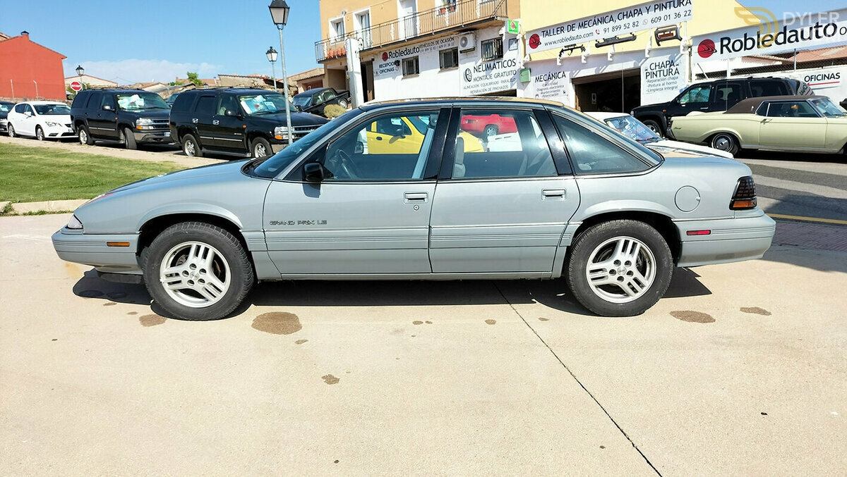 1992 Pontiac Grand Prix 3.O LE, foto 3