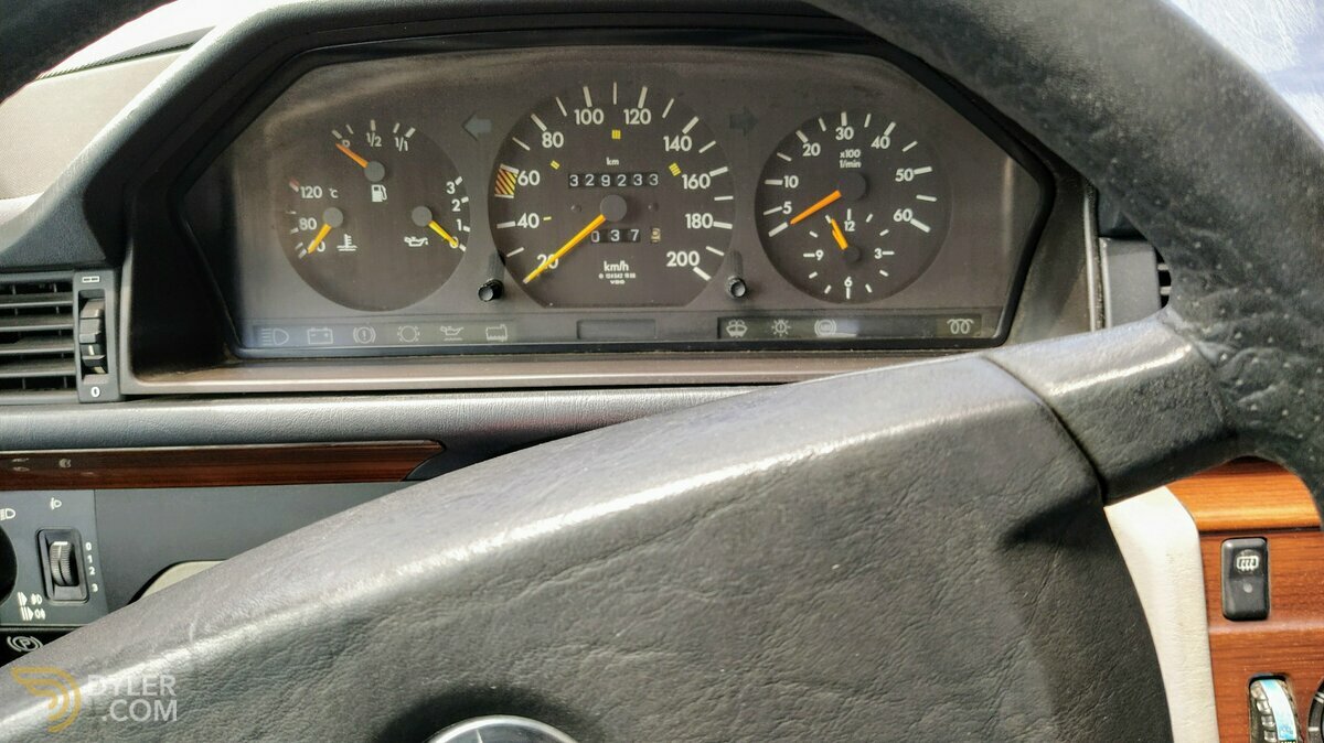 1990 Mercedes-Benz 250 D W124, foto 11