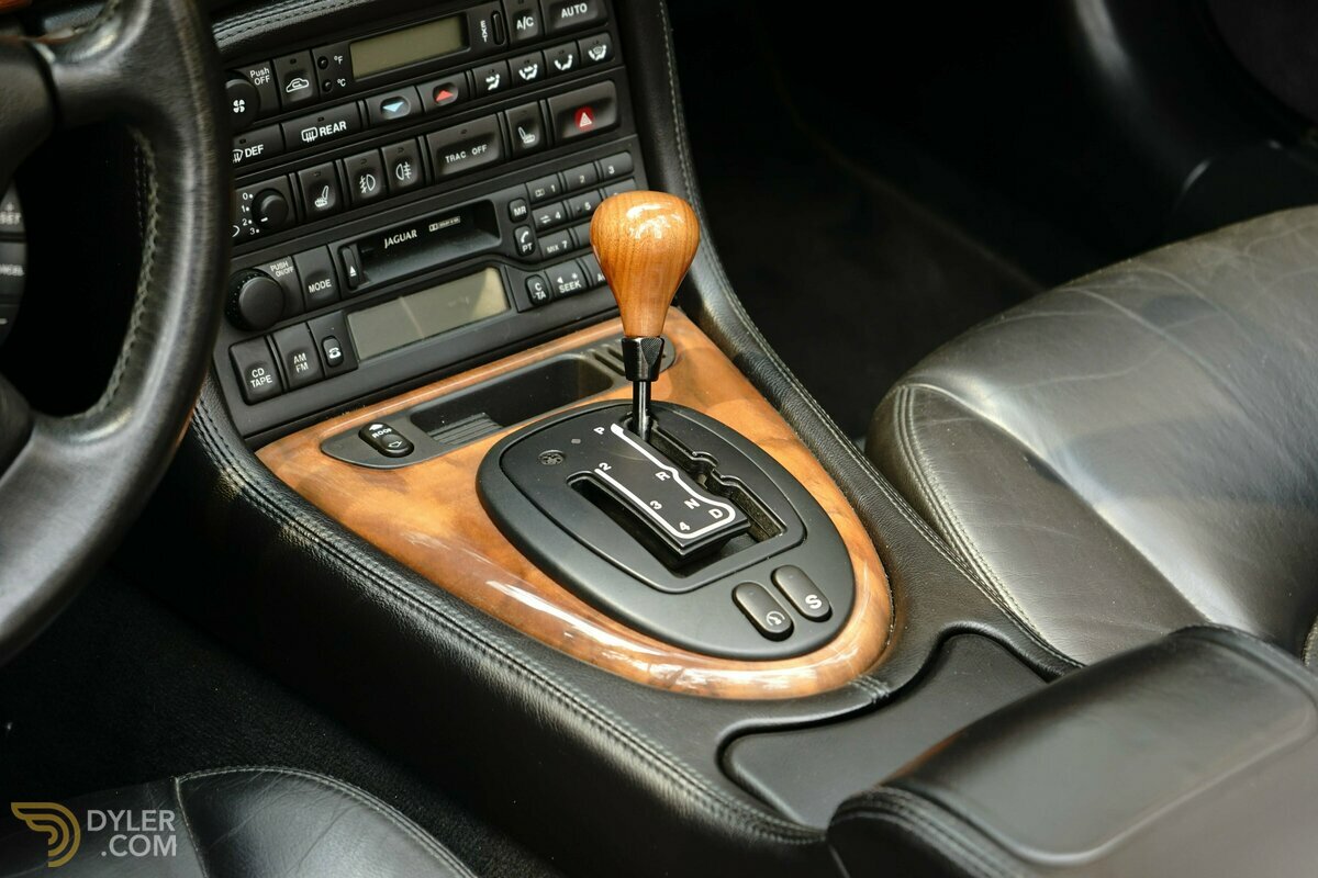 2000 Jaguar XKR 4.0, foto 5