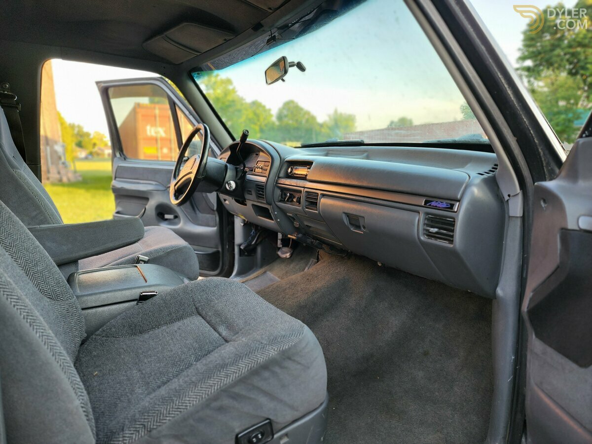 1992 Ford Bronco XLT Nite, foto 4