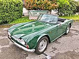 thumb_classic-triumph-tr4-