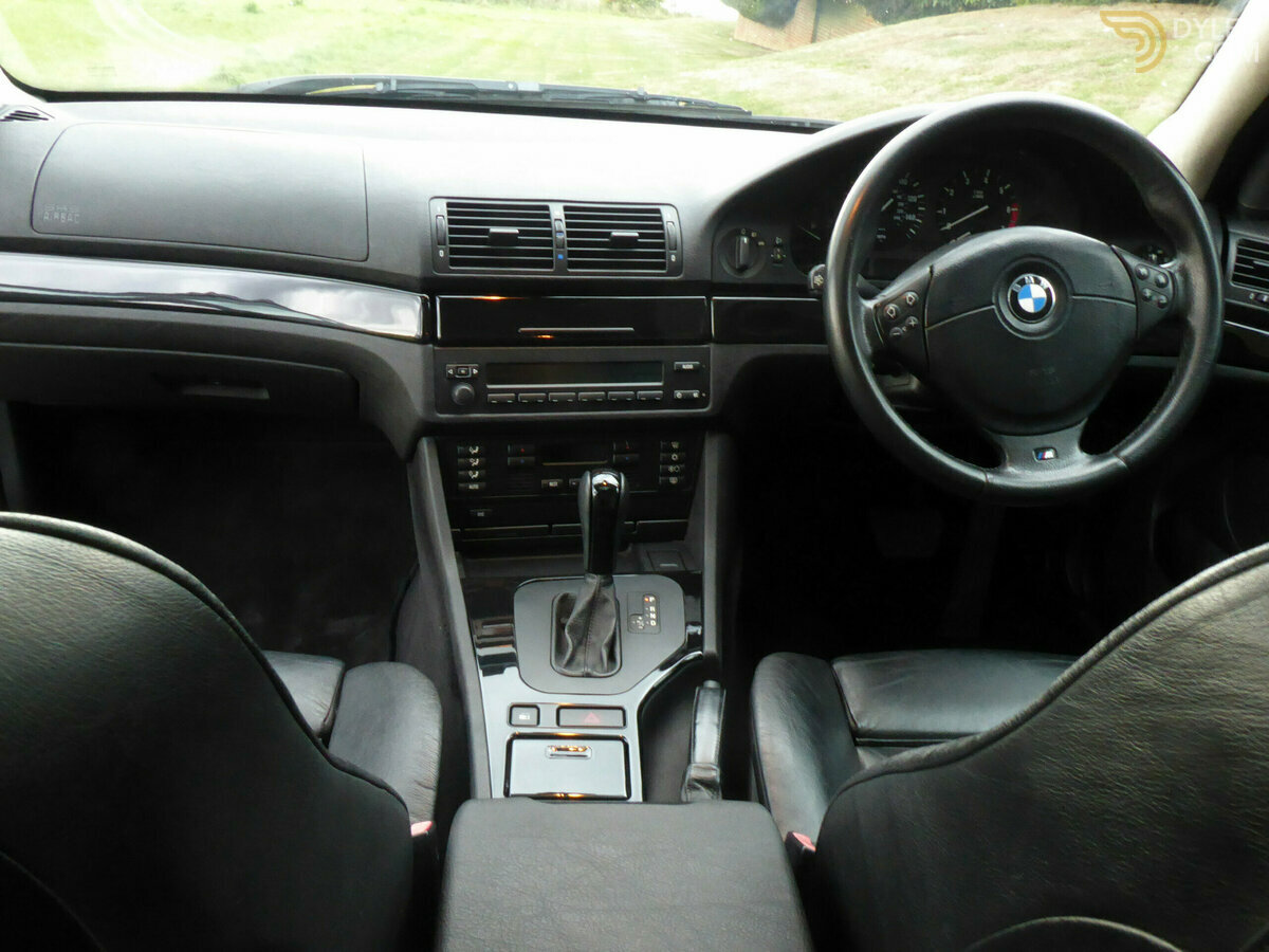 2000 BMW 540i V8 Saloon, foto 8
