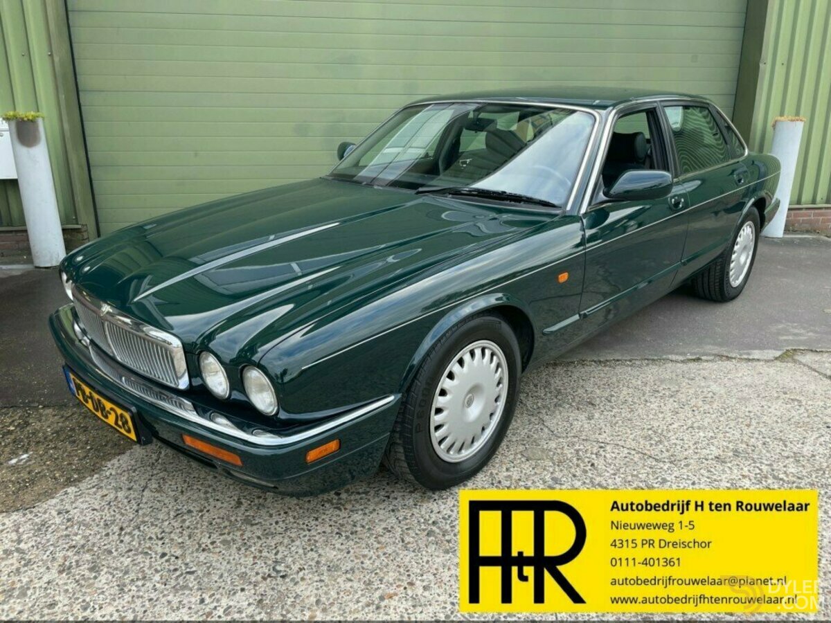 Classic 1996 Jaguar XJ6 3.2 For Sale. Price 8 995 EUR - Dyler