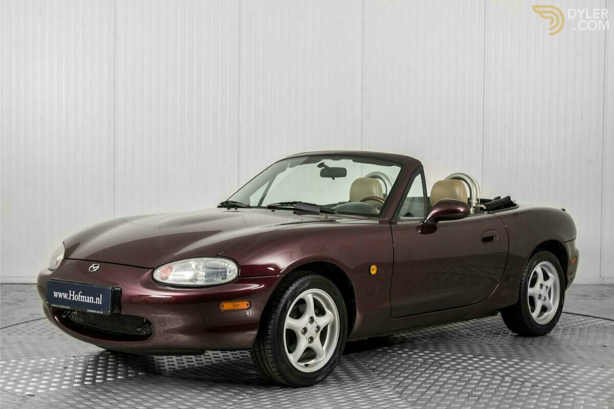 2000 Mazda MX-5 Miracle 1.6i, foto 1