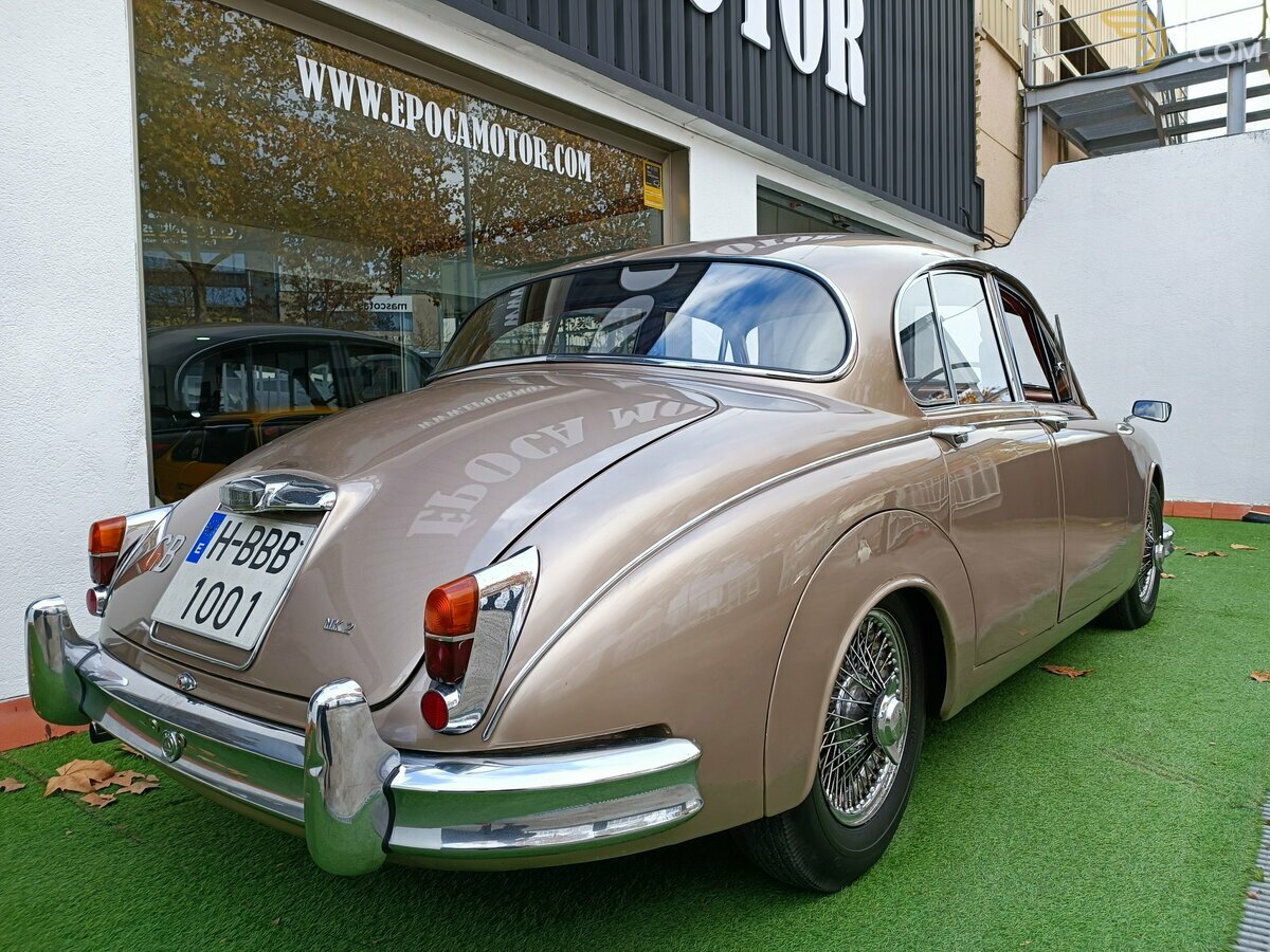 1967 Jaguar MK II 2.4, foto 4