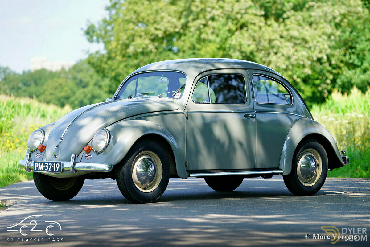 1956 Volkswagen Beetle Oval Window, foto 1