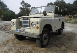 Land Rover 88 Series III Estate Car 1980 Beige Land Rover 88 Series III Estate Car 1980 Beige Car for Sale. 261003