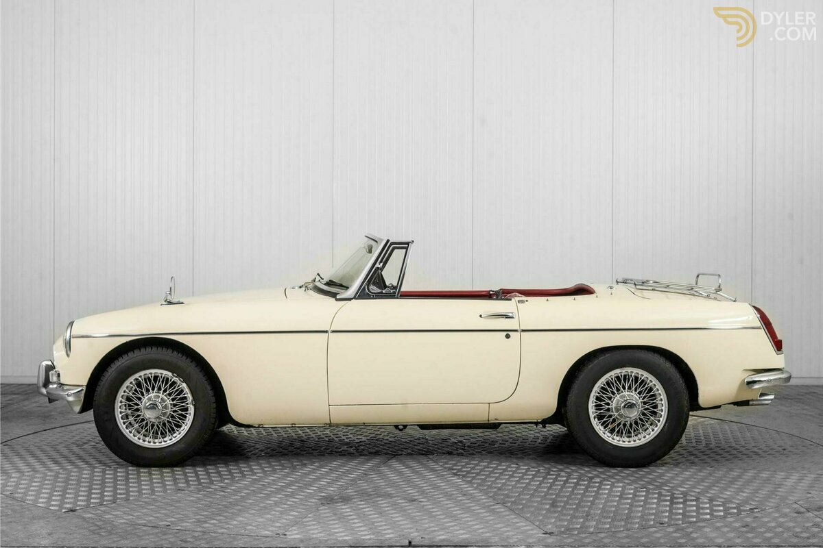 1964 MG MGB 1.8 Roadster Lepeldeur, foto 11