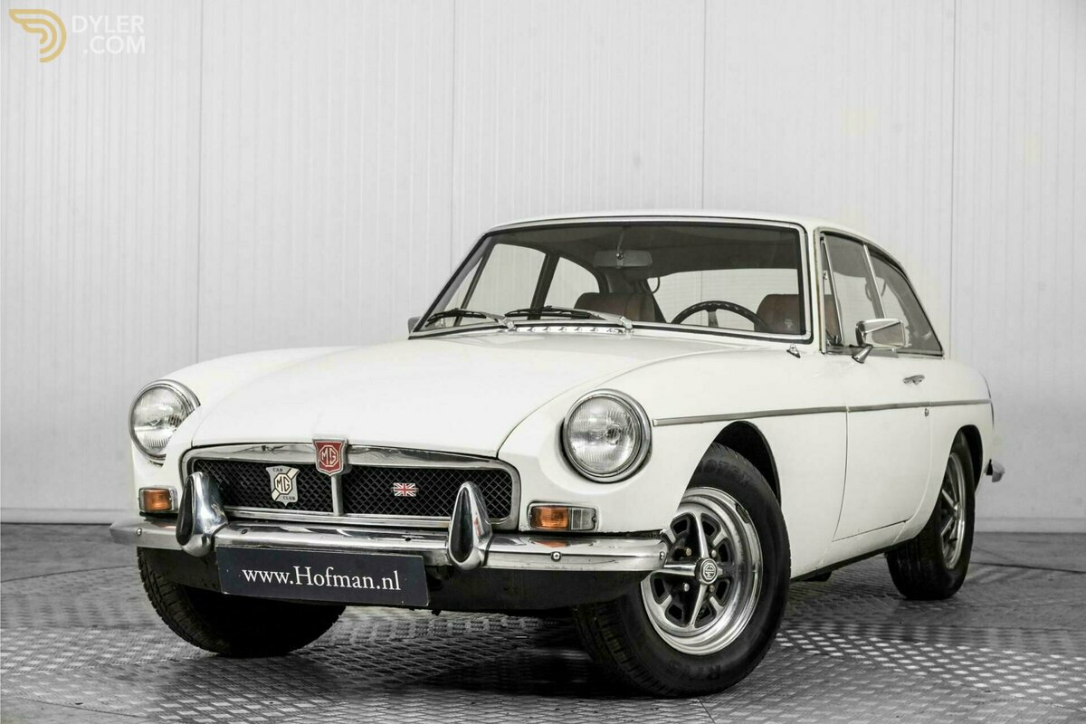 Classic 1974 MG MGB 1.8 GT Overdrive For Sale. Price 7 999 EUR - Dyler