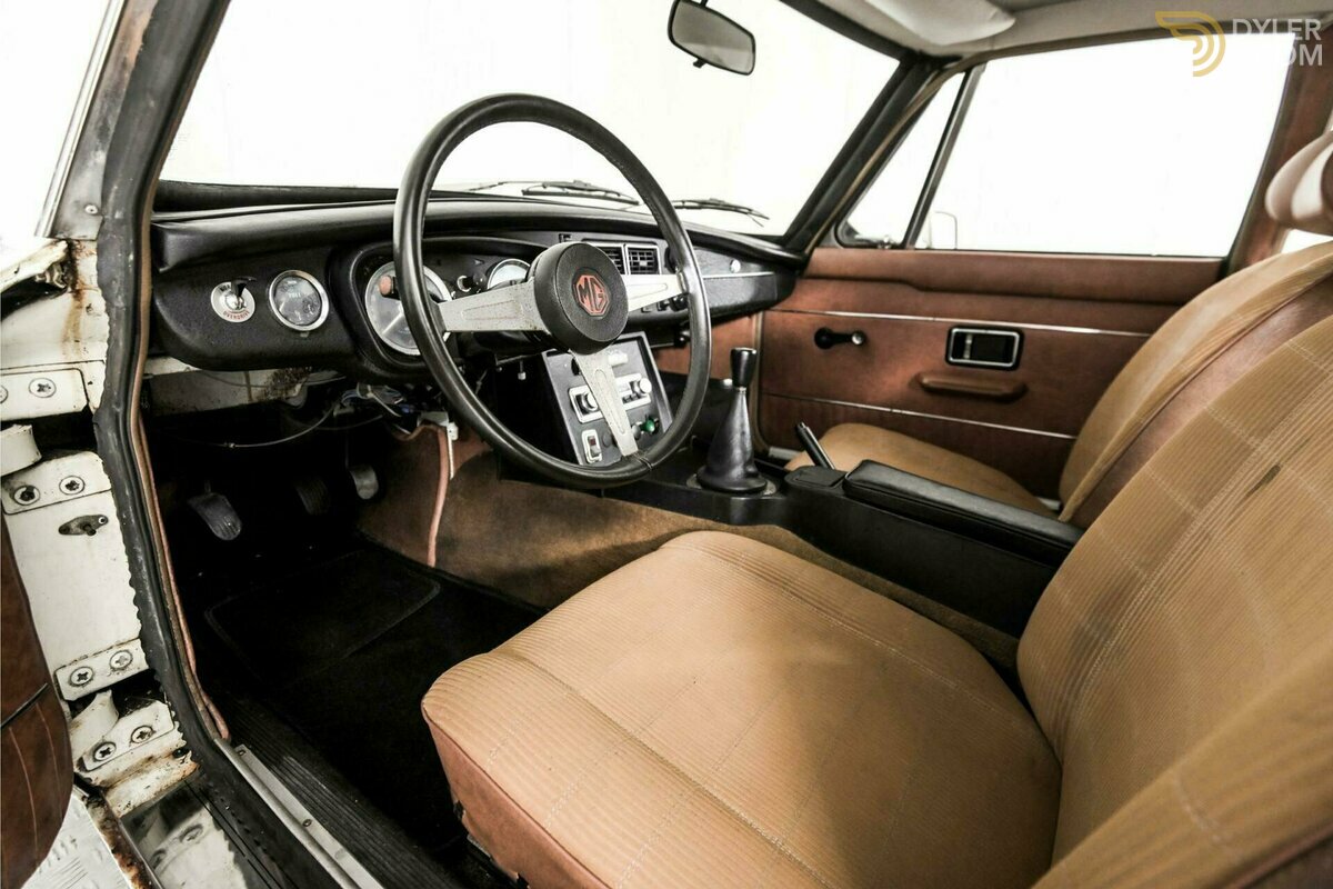 1974 MG MGB 1.8 GT Overdrive, foto 10