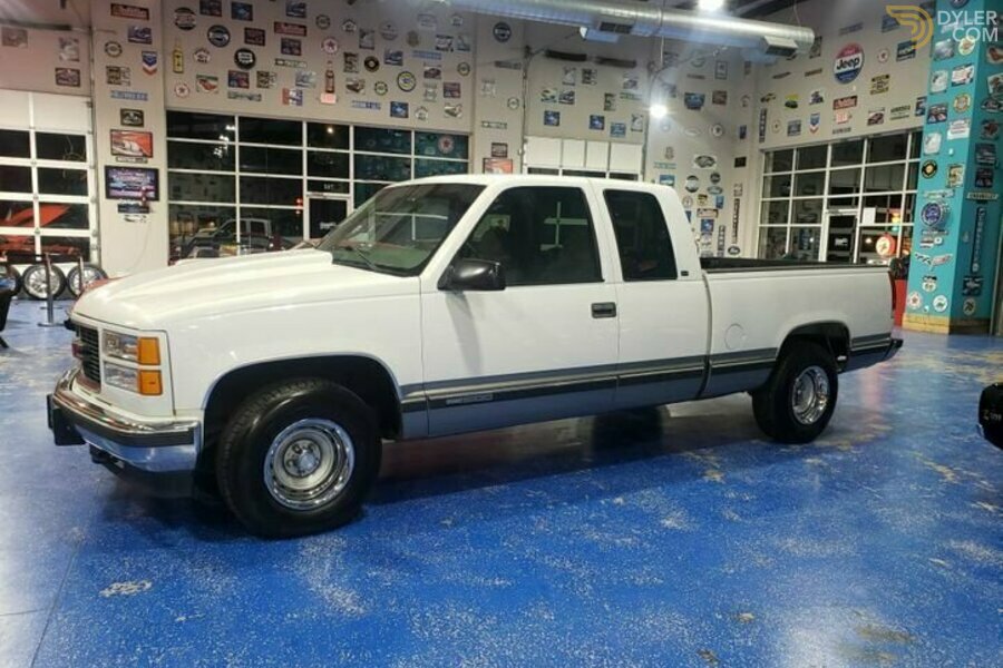 Classic 1998 GMC Sierra 1500 For Sale. Price 15 900 USD Dyler