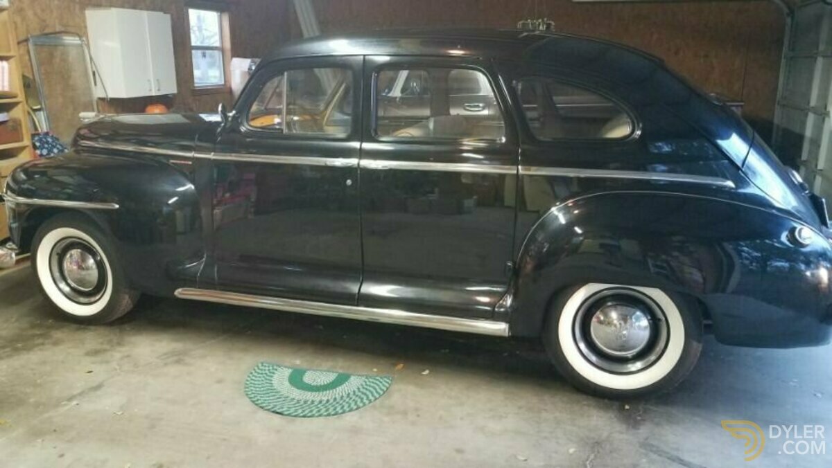 1948 Plymouth Special, foto 2