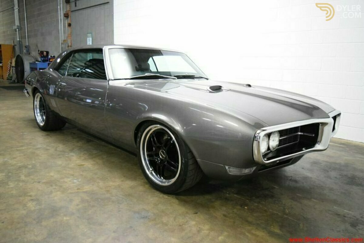 1968 Pontiac Firebird Restomod, foto 2