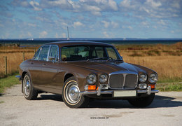 Daimler Sovereign Sedan / Saloon 1970 Brown Daimler Sovereign Sedan / Saloon 1970 Brown Car for Sale. 432019