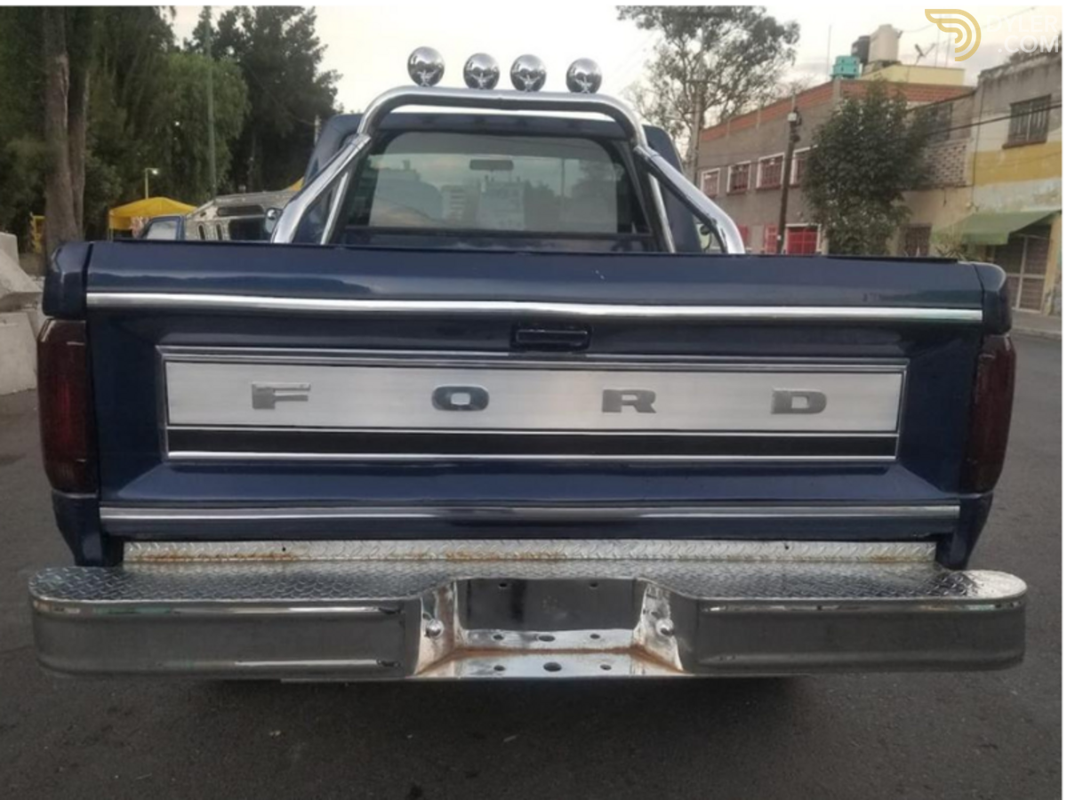 1985 Ford F-150, foto 2