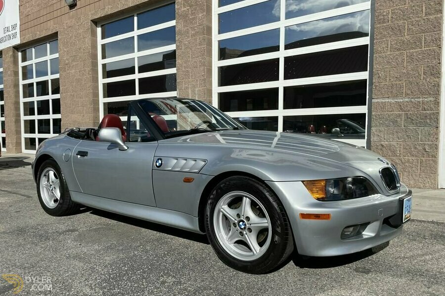 Classic 1996 BMW Z3 For Sale. Price 15 980 USD Dyler