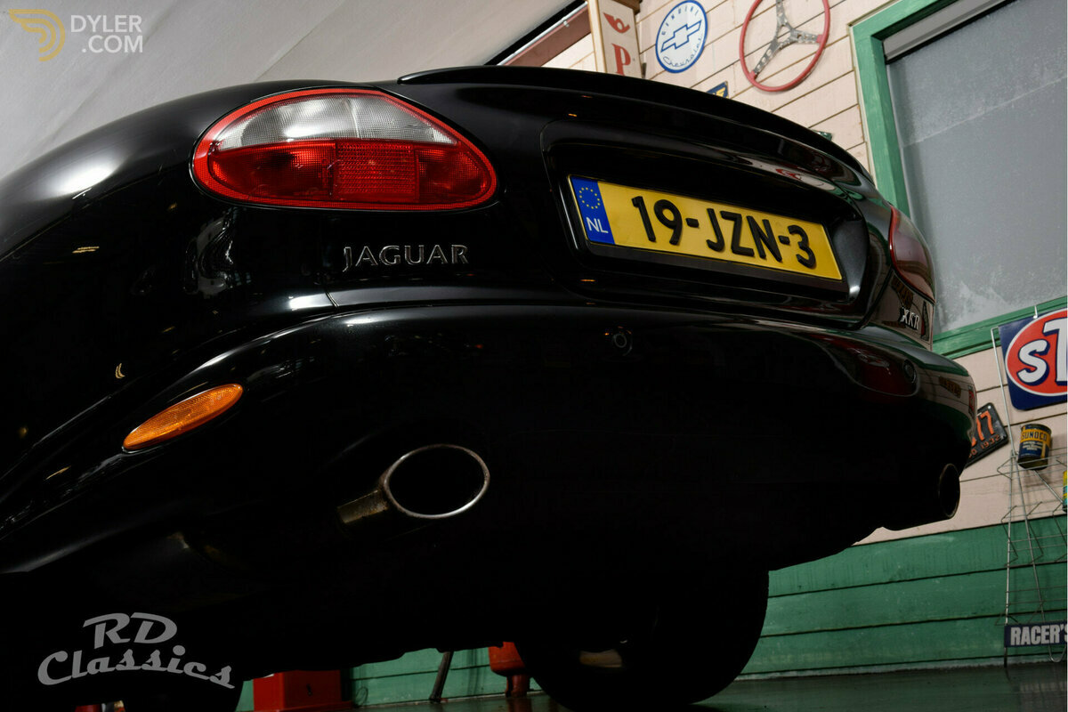 2000 Jaguar XKR, foto 12