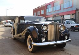 Rolls-Royce Silver Wraith Mulliner Touring Limousine Sedan / Saloon 1956 Black Rolls-Royce Silver Wraith Mulliner Touring Limousine Sedan / Saloon 1956 Black Car for Sale. 461826
