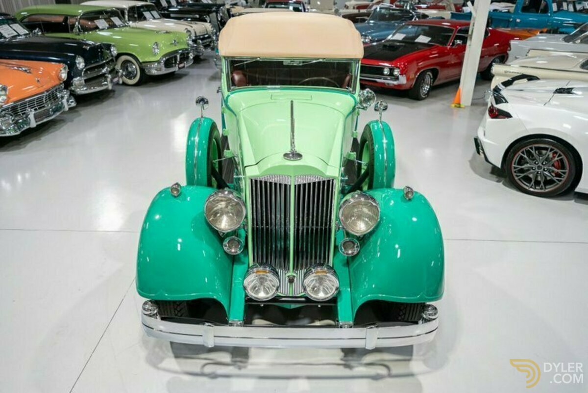 1934 Packard Twelve Dietrich Convertible Sedan, foto 2
