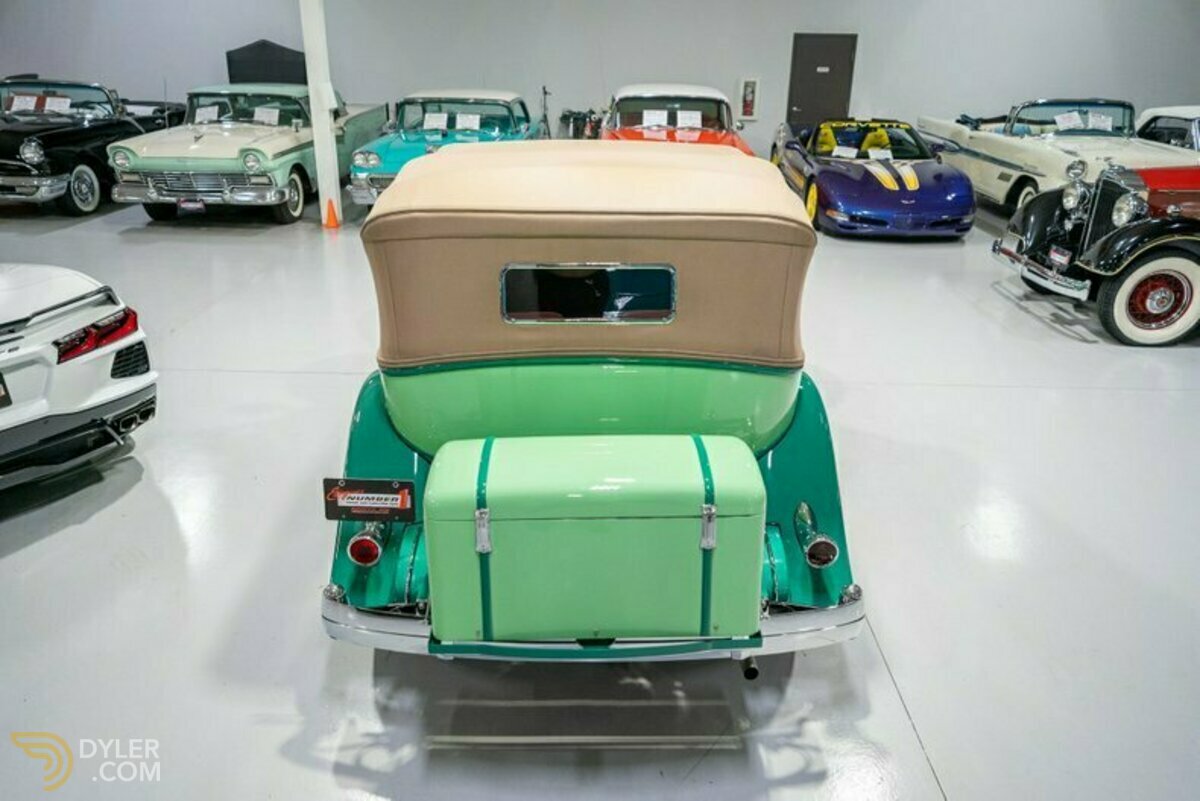 1934 Packard Twelve Dietrich Convertible Sedan, foto 6