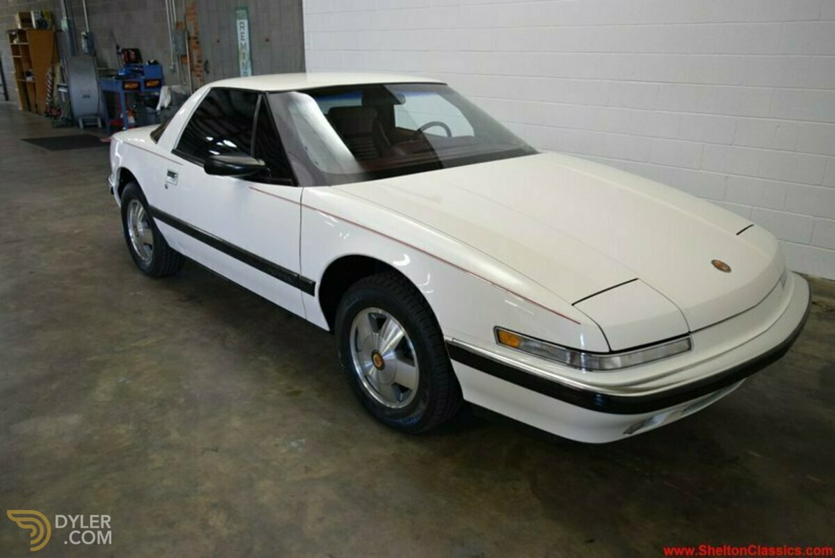 1990 Buick Reatta, foto 2