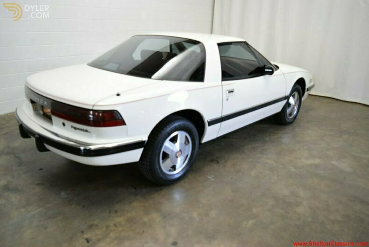 1990 Buick Reatta, foto 4