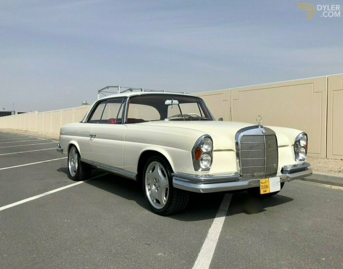 1961 Mercedes-Benz 220 SEB Restomod, foto 4