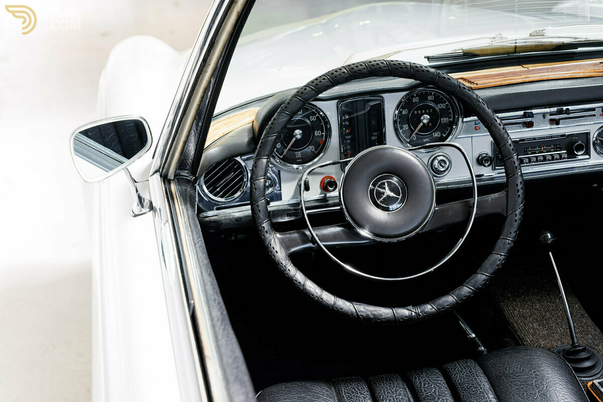 1967 Mercedes-Benz 250 SL Pagode - Fully documented - Excellent Condition, foto 12