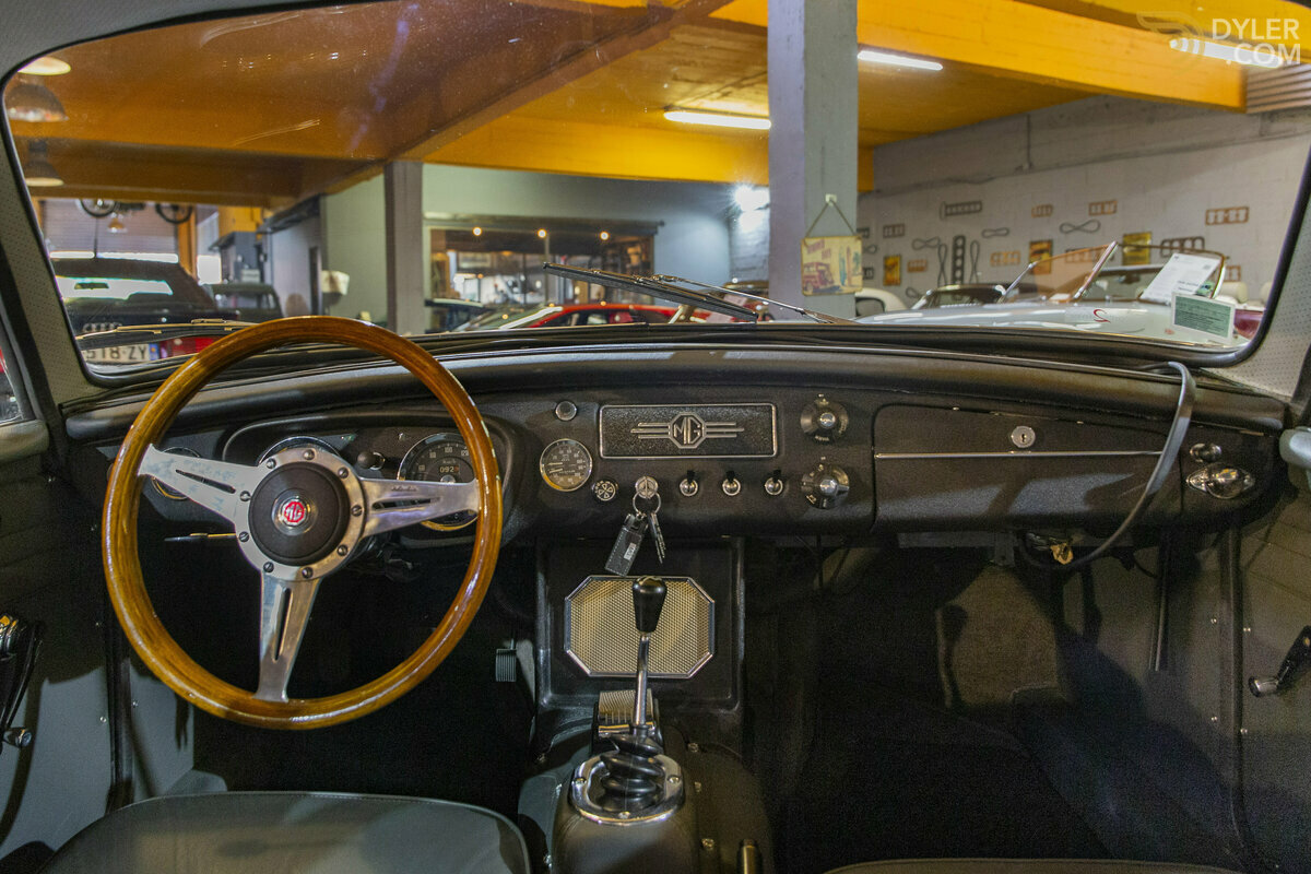 1969 MG MGB 1800 BERLINETTE JACQUES COUNE, foto 8