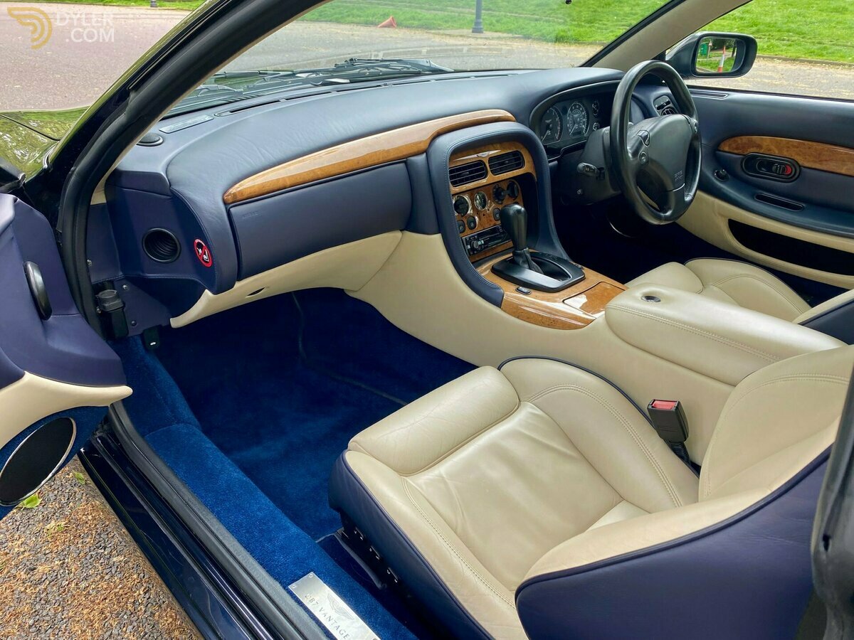 2001 Aston Martin DB7, foto 7