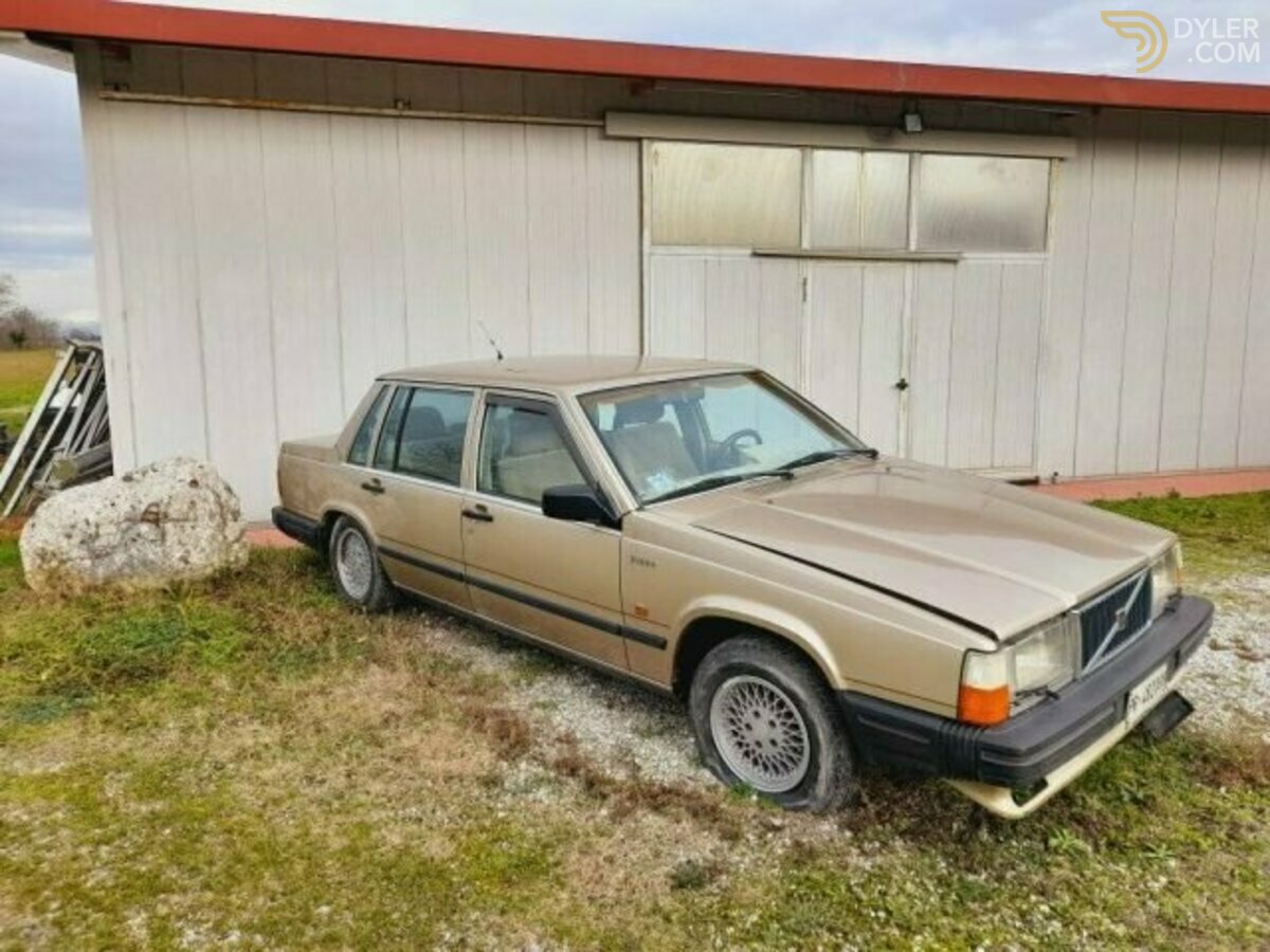 1986 Volvo 740 16 v Glt ALLUVIONATA, foto 2