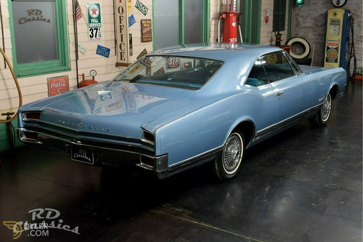 1965 Oldsmobile Delta 88 2 Door Hardtop Coupe, foto 5