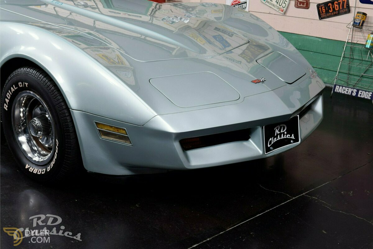 1982 Chevrolet Corvette C3 Targa in excellent condition, foto 9