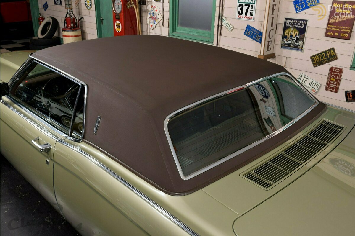 1971 Lincoln Continental Mark III Coupe, foto 12