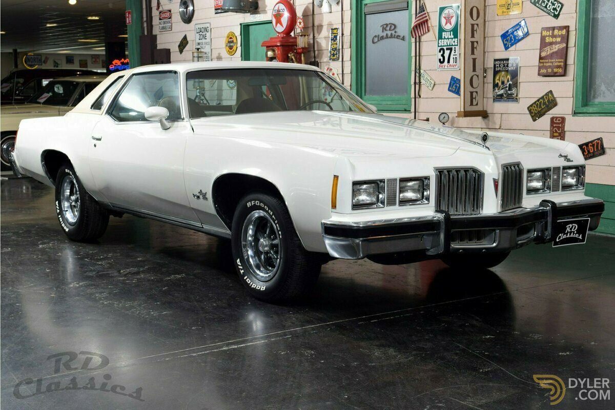 1977 Pontiac Grand Prix 2-Door Coupe, foto 5