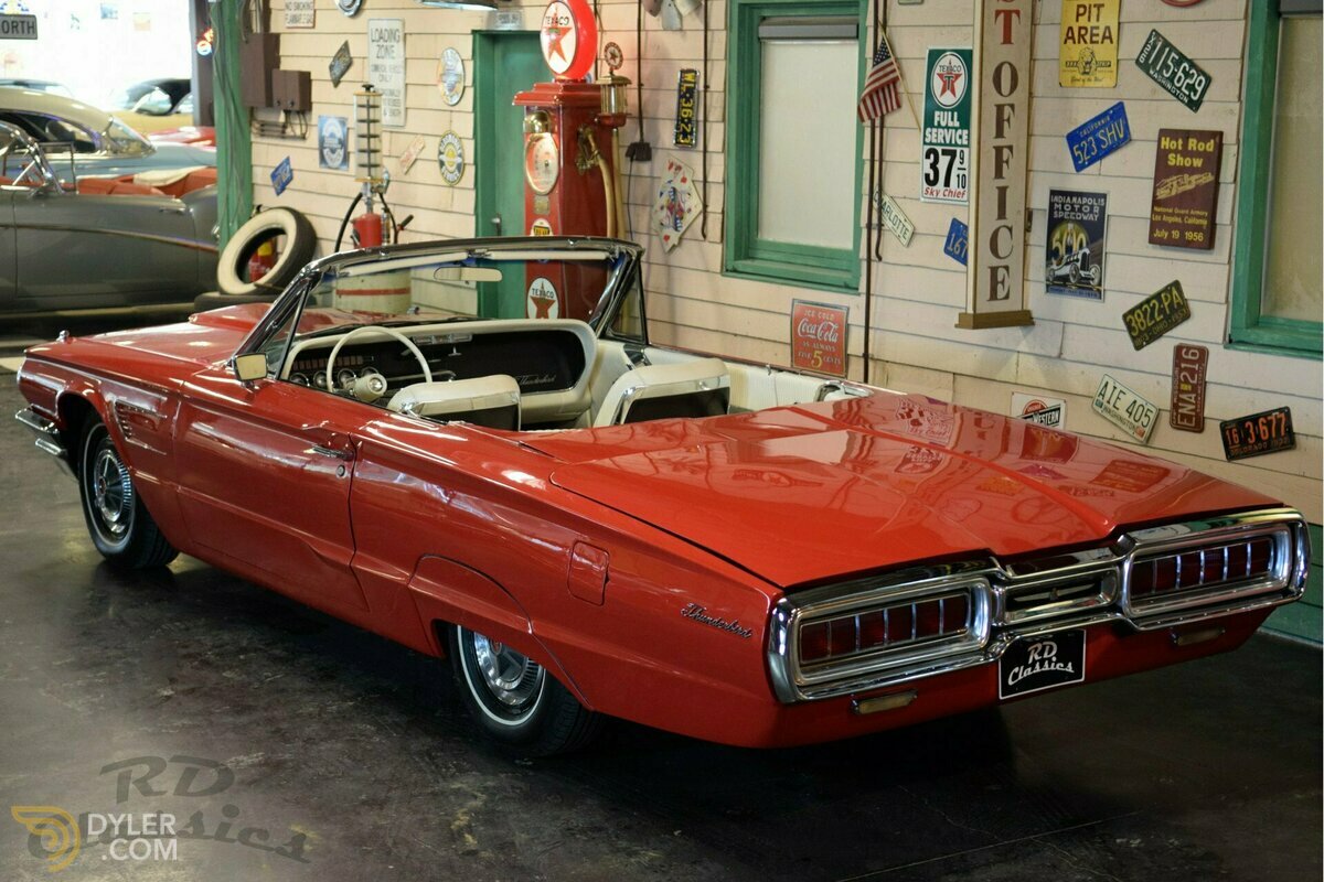 1965 Ford Thunderbird Convertible Rangoon Red, foto 4