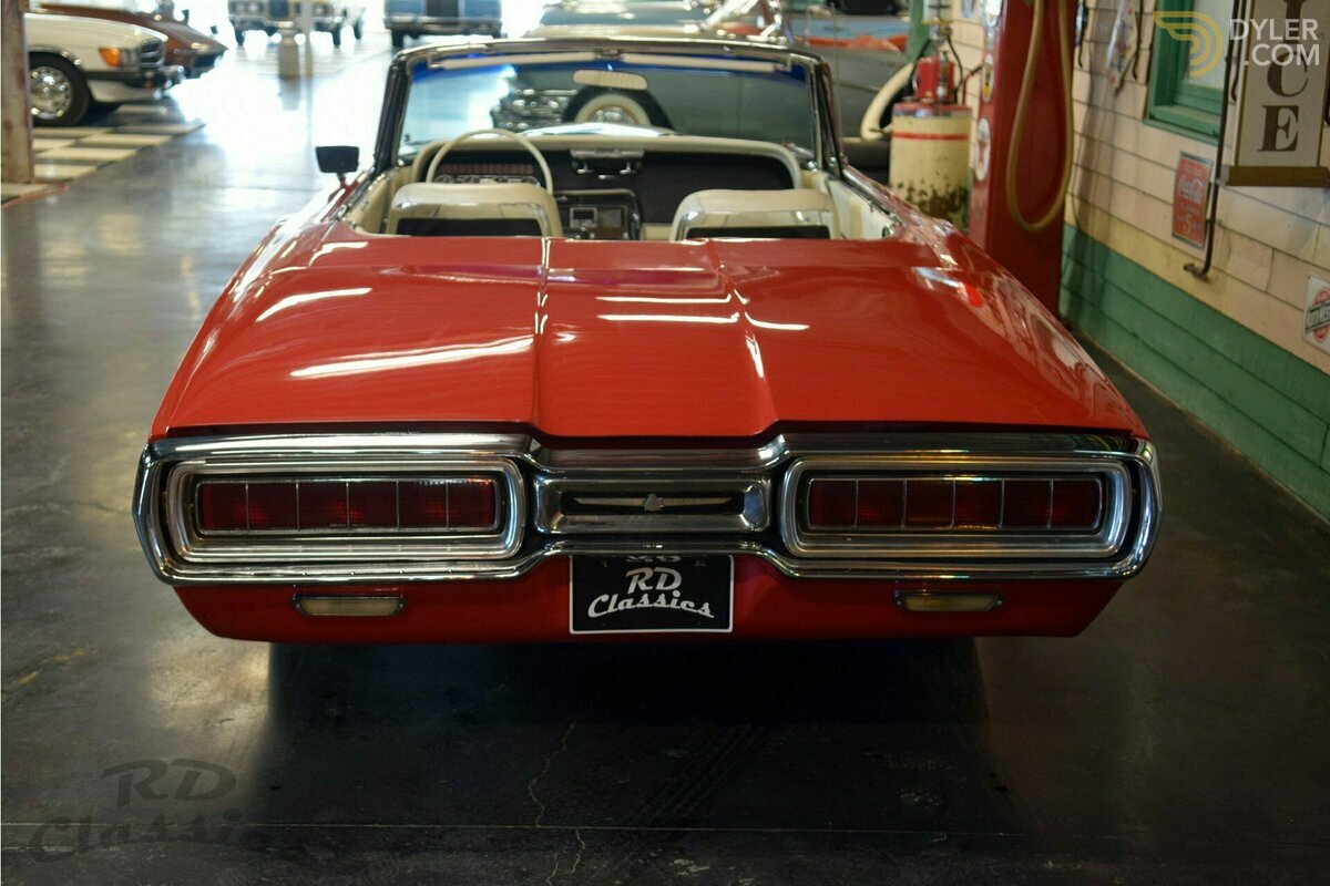 1965 Ford Thunderbird Convertible Rangoon Red, foto 5