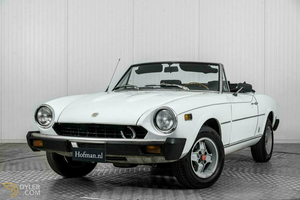 1977 Fiat 124 Spider, foto 3