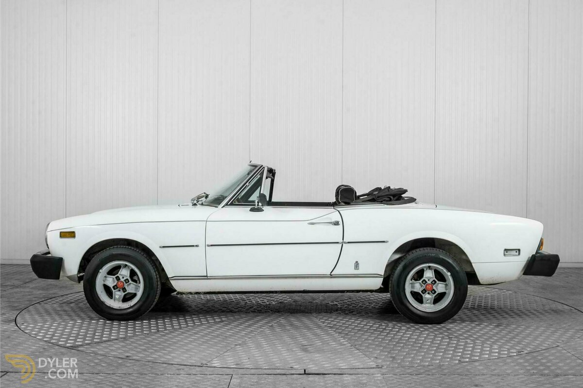 1977 Fiat 124 Spider, foto 10