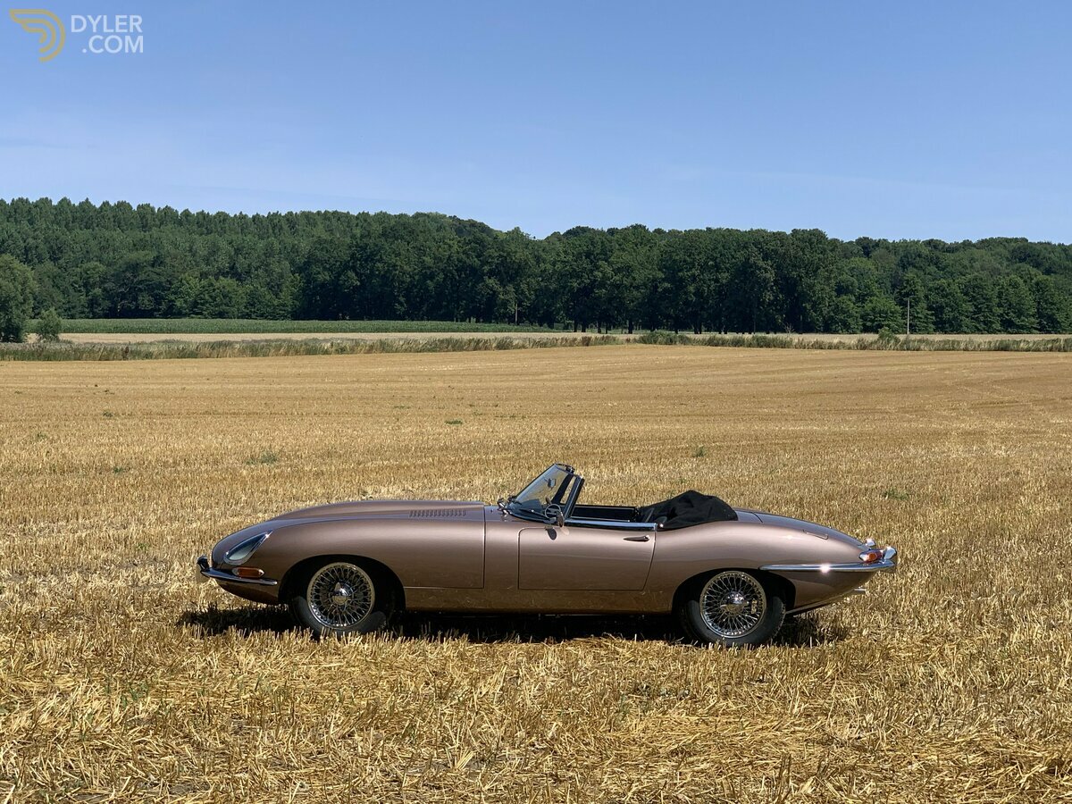 Classic 1961 Jaguar E-Type Series 1 3.8 flat floor OTS convertible