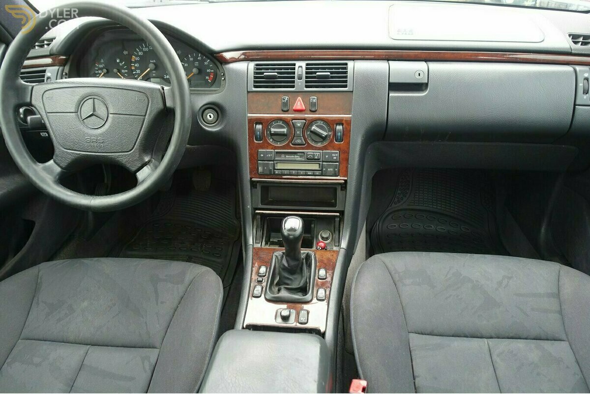1995 Mercedes-Benz E 230 E -Klasse Lim.Klima eGHSD 8xAlu rostfrei, foto 2